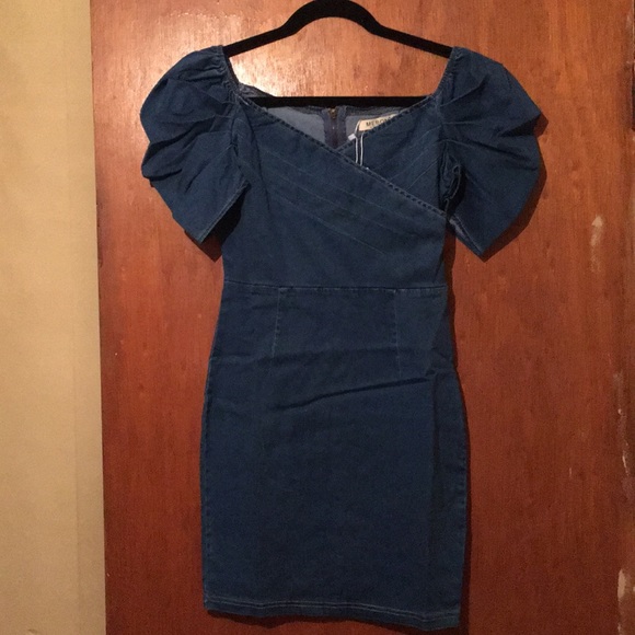 Ruffle Bodycon Dress - Picture 2 of 3